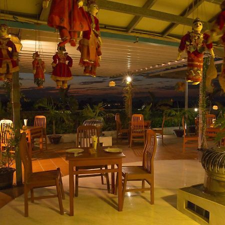 באגאן Sky View Hotel מראה חיצוני תמונה