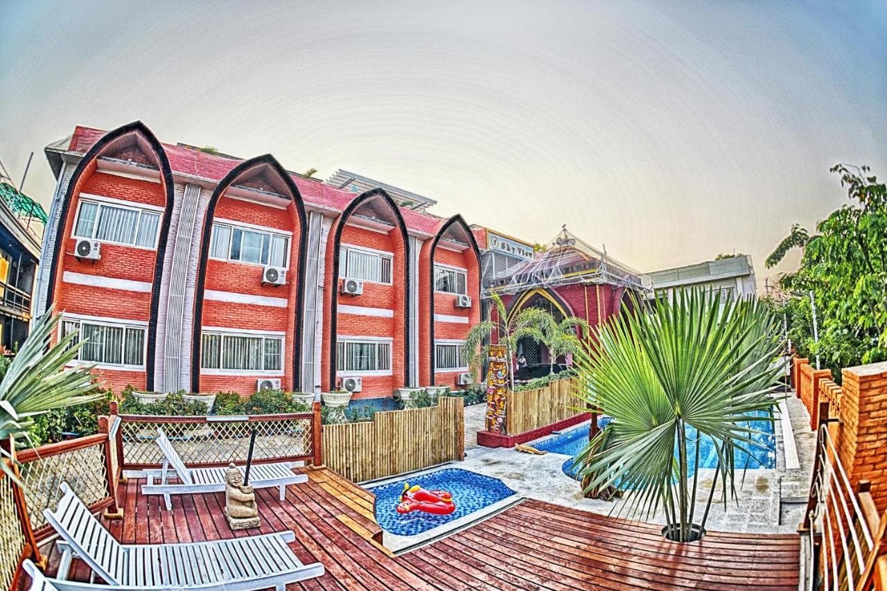 באגאן Sky View Hotel מראה חיצוני תמונה