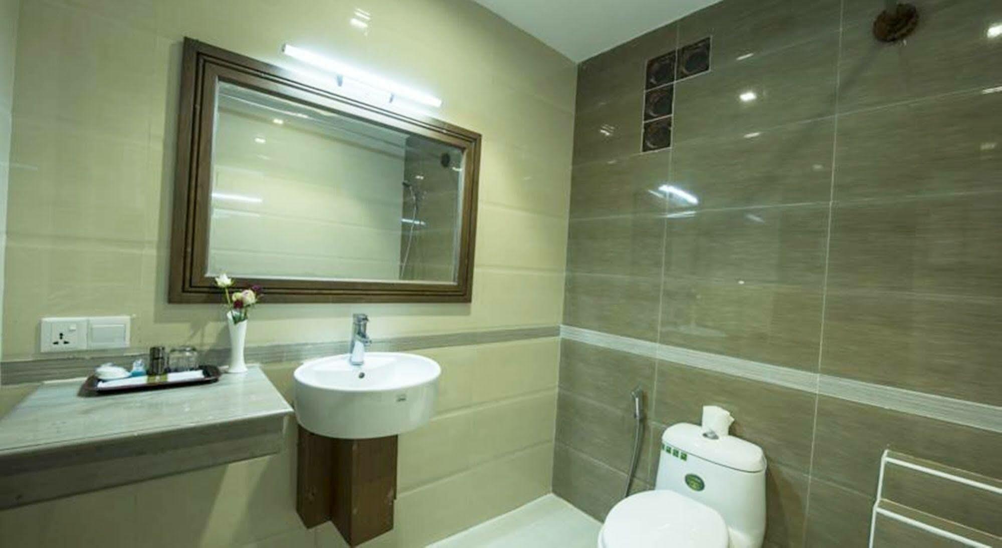 באגאן Sky View Hotel מראה חיצוני תמונה